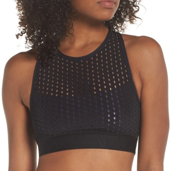 ALALA Perforated Cross Back Sports Bra Black/Navy - Picture 2 of 8